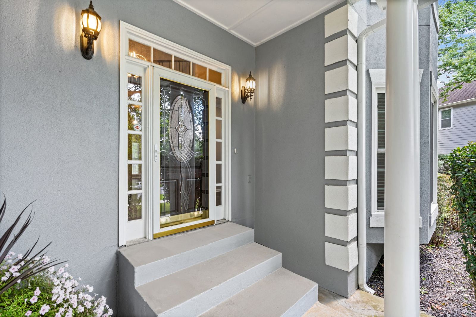 Gorgeous, Renovated 6BR Home property image