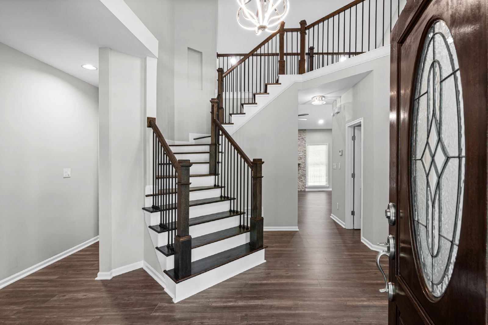 Gorgeous, Renovated 6BR Home property image
