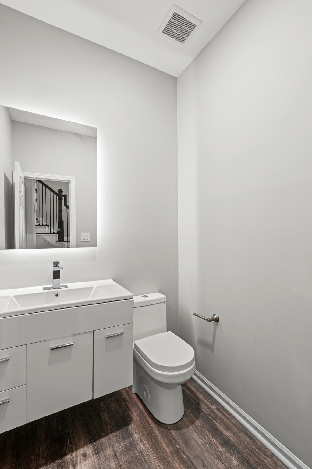 Gorgeous, Renovated 6BR Home property image