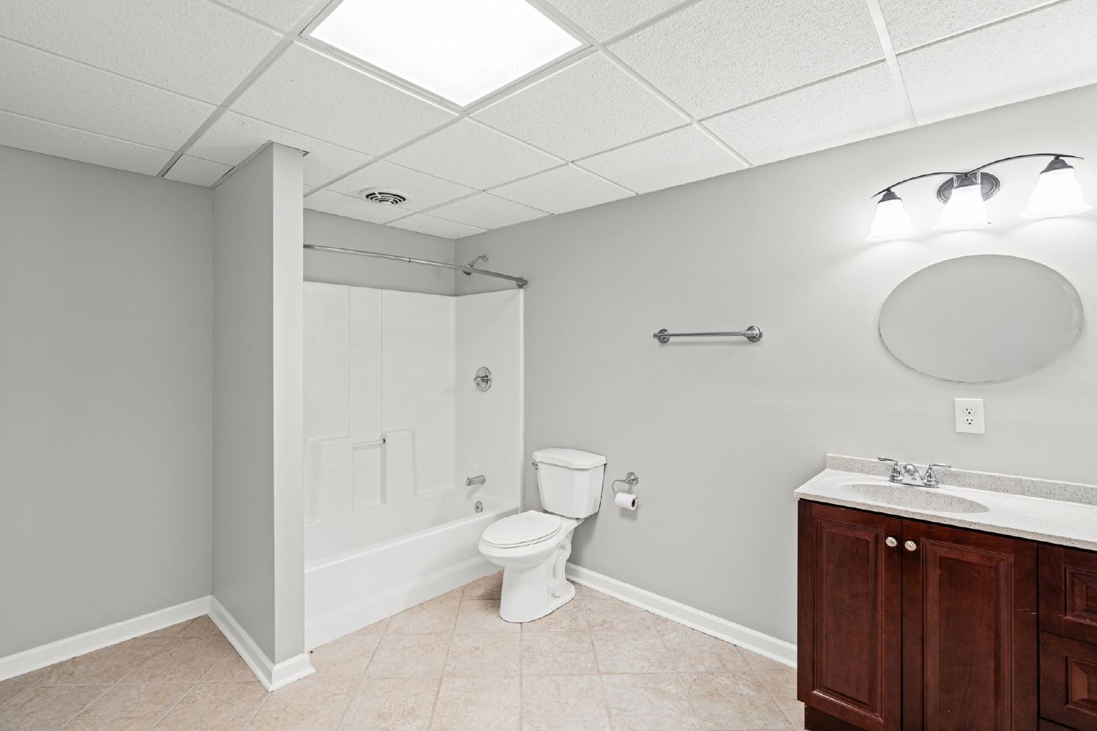 Gorgeous, Renovated 6BR Home property image