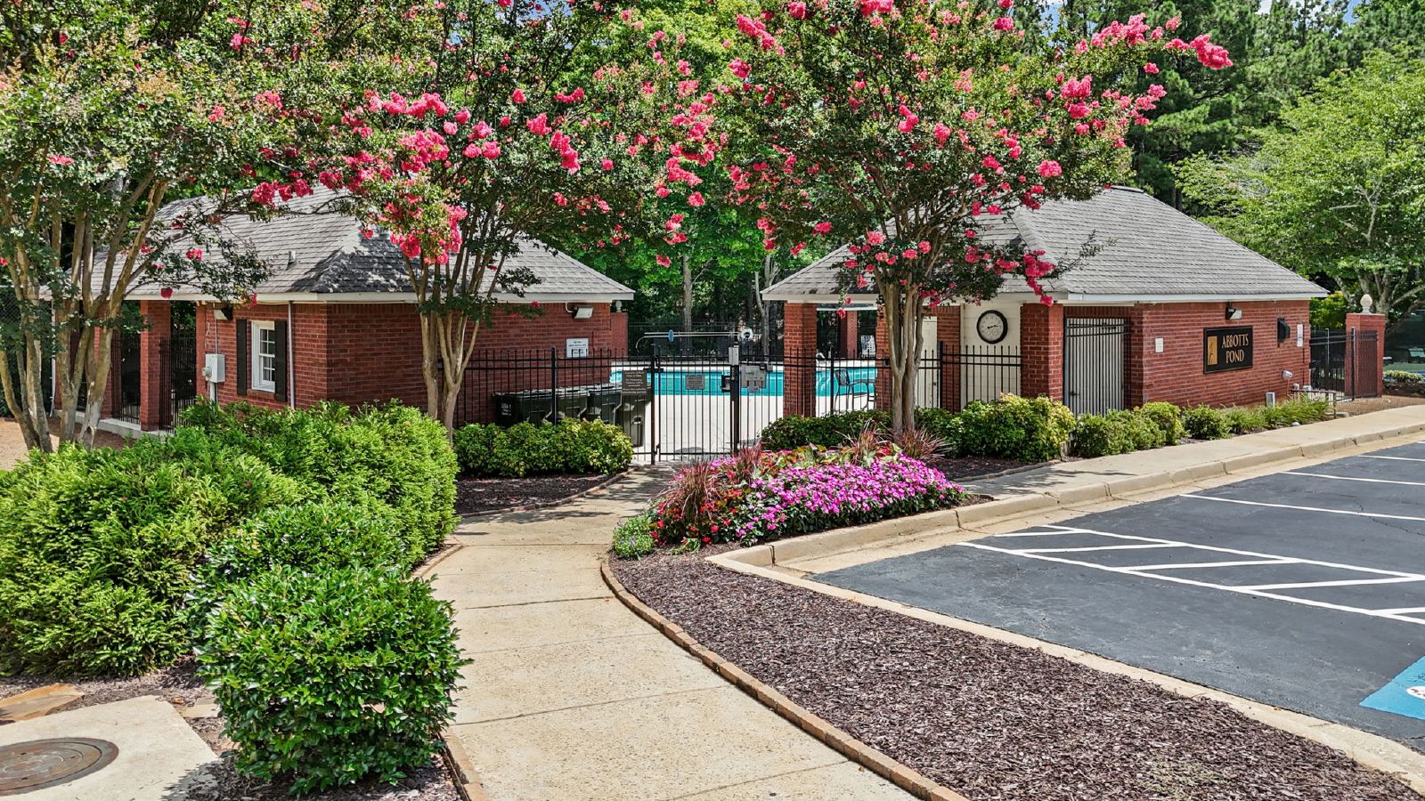 Gorgeous, Renovated 6BR Home property image
